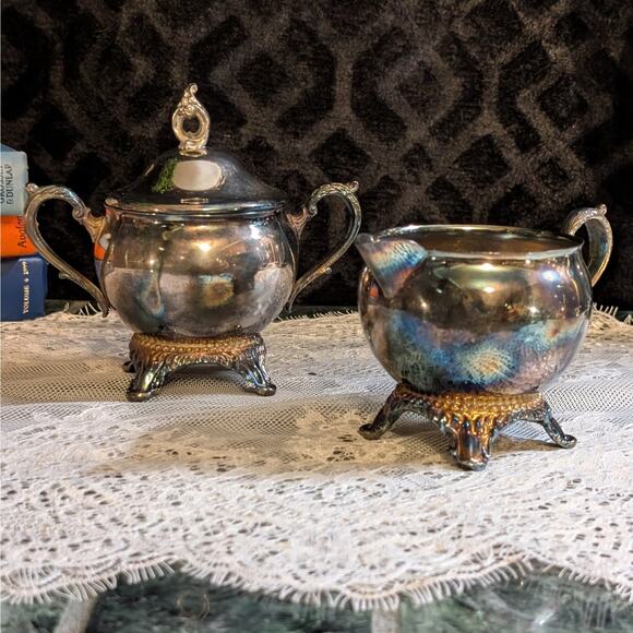 4 Piece Vintage Ornate Silver Plate Coffee/Tea Pot, Creamer, Sugar & Tray Set - Picture 5 of 8